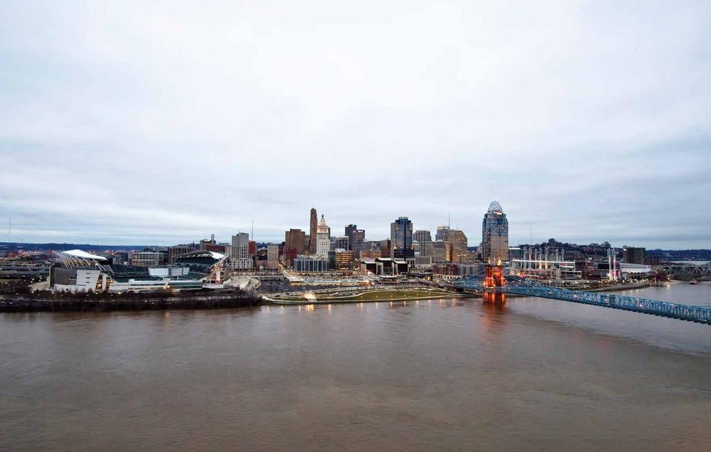 BREATHTAKING VIEWS OF DOWNTOWN CINCINNATI Captivate your clients and
