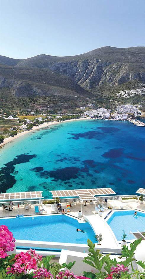 Declared by its guests as the "jewel of Amorgos", Aegialis hotel & Spa is the best that Amorgos has to show with its incredible and stunning view.