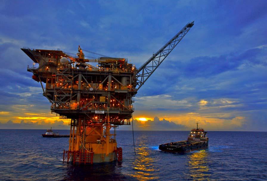 Neptune (35% working interest, BHP Billiton operated) Performance highlights Tension leg platform and subsea wells 4,250ft water depth 50 kbpd and 50mmcfd