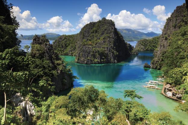 THE PHILIPPINES From mega diverse natural environment to rich cultural heritage and contemporary lifestyle, there are more things to do in the Philippines than the number of its islands.