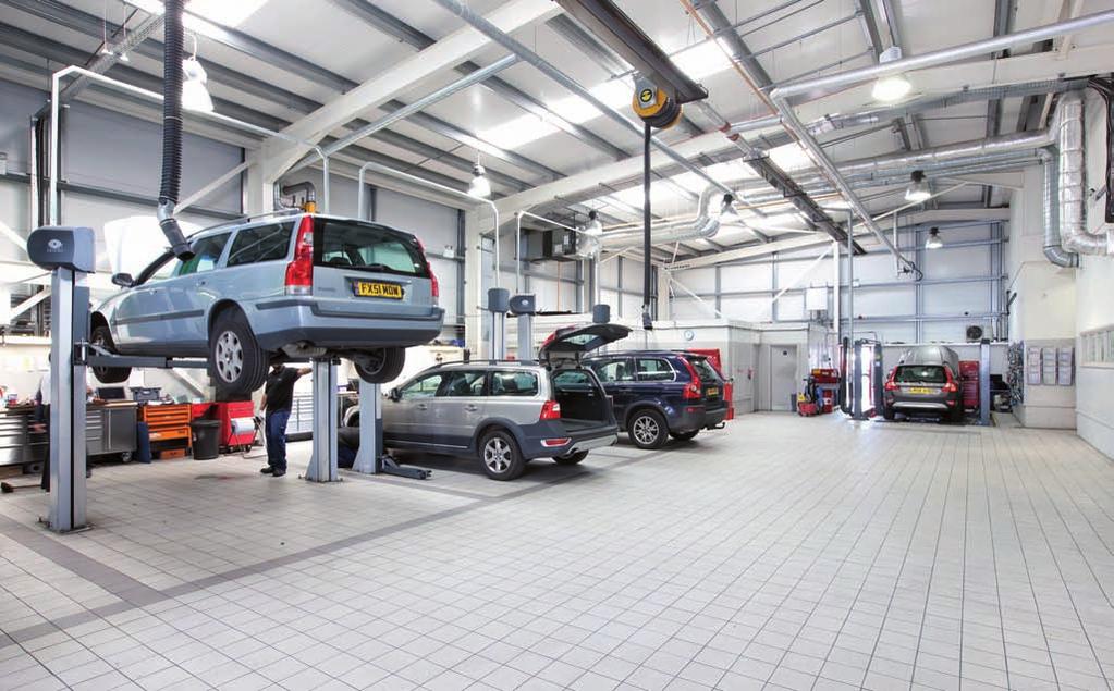 The showroom is finished to a high standard with air conditioning, suspended ceilings, recessed lighting and double height windows overlooking the North Circular Road.