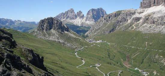 beautiful regions of the Dolomites. In addtion to the activities connected with the Mille Miglia, you ll experience some great drives, see some amazing sights and enjoy some wonderful Italian food.