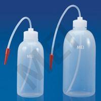 MEI WASH BOTTLES (MEP - 119) MEI Lab Wash Bottles are made of Low Density Polyethylene, which gives these bottles a translucent & unbreakable character.