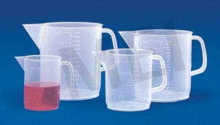 MEI MEASURING JUGS (EURO DESIGN) (MEP - 55) These short form transparent jugs, made of polypropylene are autoclavable and have non drip spout.