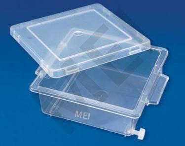 MEI STAINING BOX (MEP - 96) Molded in Polypropylene, This Staining Box helps in staining, fixing, de-standing and handling fragile Electrophoresis gels and membranes.