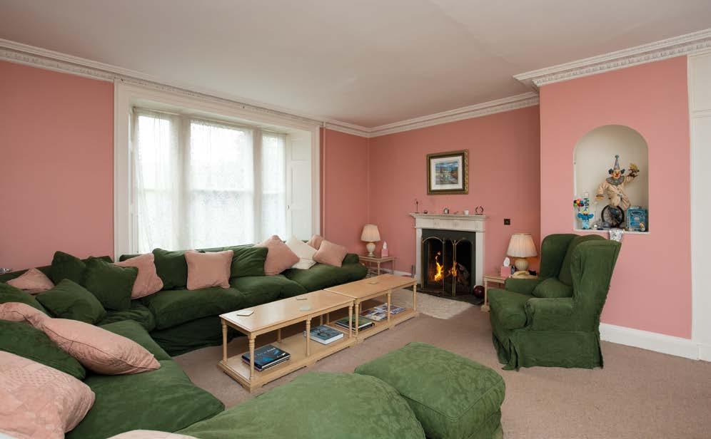 Ormiston House HAWICK ROXBURGHSHIRE Secluded country house in beautiful countryside Hall 4