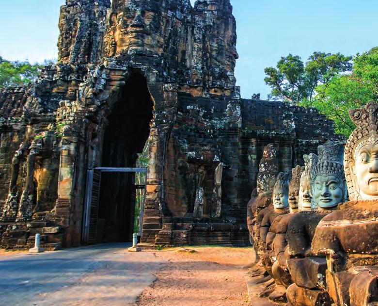 Important remnants on the temple sight include the burial sites of Khmer kings as well as religious artifacts dating back more than a hundred years.