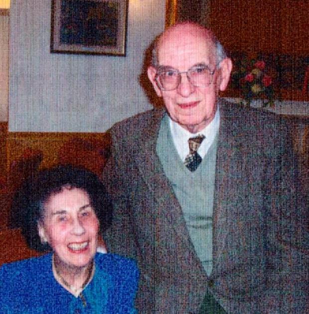 Bernard George (1923-2017) Bernard George was a founder member of Ilford Historical Society who sadly passed away on 4 th August and I attended the funeral at the Catholic Church of the Immaculate