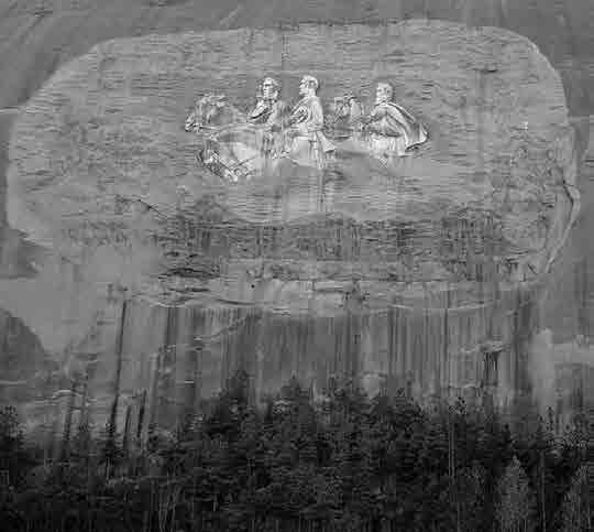 206 60 hikes within 60 miles: atlanta Jefferson Davis, Robert E. Lee, and Stonewall Jackson forever ride on their favorite mounts in the famous carving on the face of Stone Mountain.