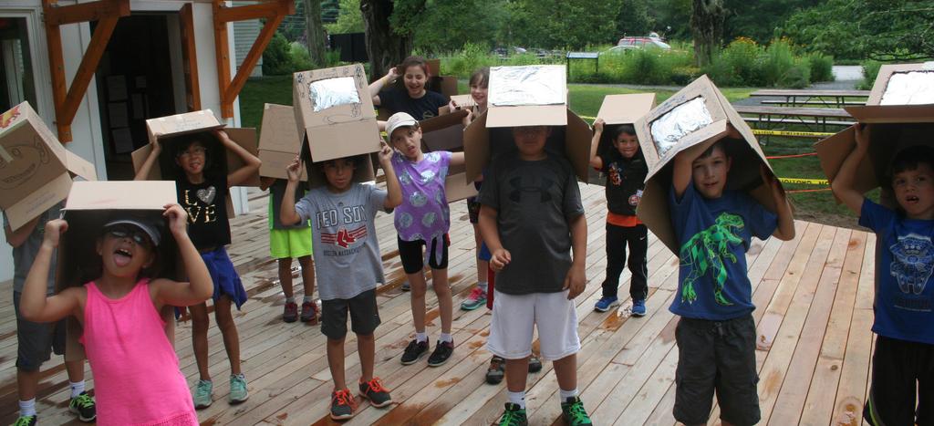 THEMED WEEKLY SESSIONS Monday Friday, 9:00 am 3:30 pm embers; $330 nonmembers, per week Campers enrolled in our themed weekly sessions explore trails, discover vernal pools, catch frogs, build forts,