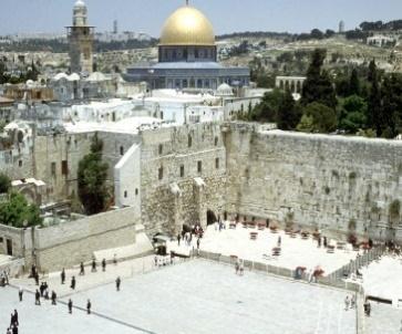 . Thereafter visit the Western Wall (the Wailing Wall which is the most sacred place for the Jewish people) view the Golden Gate (as tradition says where Jesus made his triumphal entry into Jerusalem