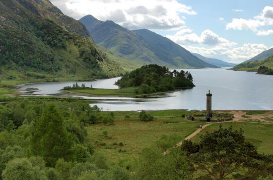 At the picturesque head of Loch Shiel is the monument to Bonnie Prince Charlie, who arrived in Scotland from Brittany on Belle Ile, and marks the place