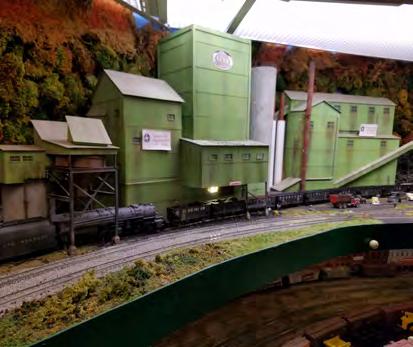 Layout of the Month: Mike Ritschdorff s N&W con t is large industries.