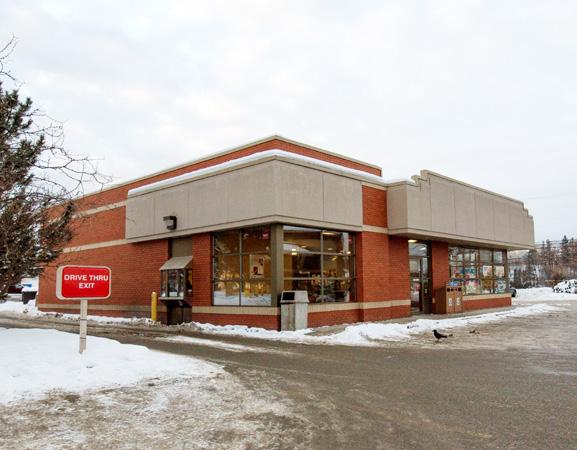 PROPERTY HIGHLIGHTS INVESTMENT 2,700 square foot single-tenant building with double-stacking drive-thru leased to The TDL Group (corporate covenant of Tim Hortons) on an 18,000 square foot strata lot
