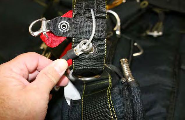 Thread the cable through the locking loop, ensure the locking loop isn t twisted.