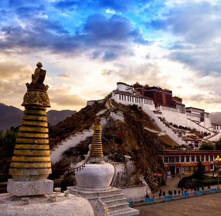 Lhasa, China Departures April September 18 Days GRAND CHINA & THE YANGTZE BEIJING TO HONG KONG Sanctuary Yangzi Explorer UNIQUELY UNIWORLD: Be treated to an exclusive visit