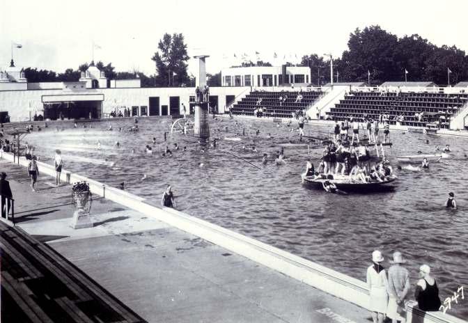 1925 The Natatorium Billed as The World's Largest Salt-Water Swimming Pool at 125 ft x 300 ft, the Natatorium opens just south of the Jack