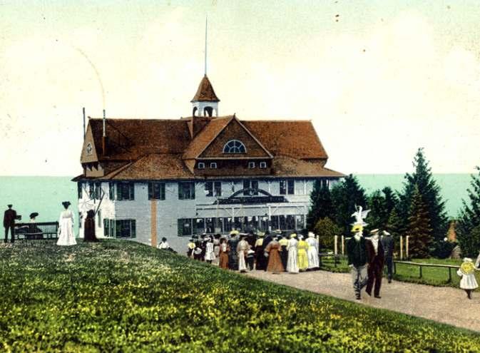 1889 The Sea Breeze Hotel The hotel, located where the Whirlwind is today, overlooks the lake and the bay, and offered fine dining,