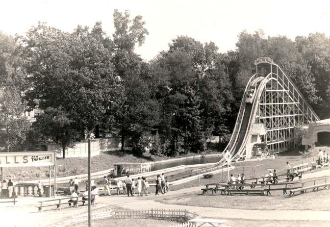 c. 1960 Over The Falls Built in 1954 and powered by a giant paddle wheel, Over The Falls delivers the steepest flume drop in the world at the