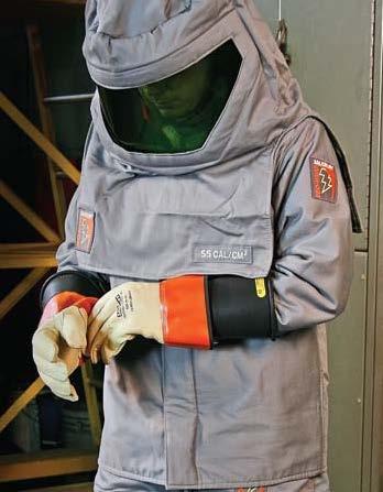 PRO-WEAR PERSONAL PROTECTION EQUIPMENT KITS 55-75 CAL/CM 2 HRC 4 t SALISBURY PRO-WEAR ARC FLASH PERSONAL PROTECTION EQUIPMENT kits ARE AVAILABLE IN AN ATPV RATING OF 55 AND 75