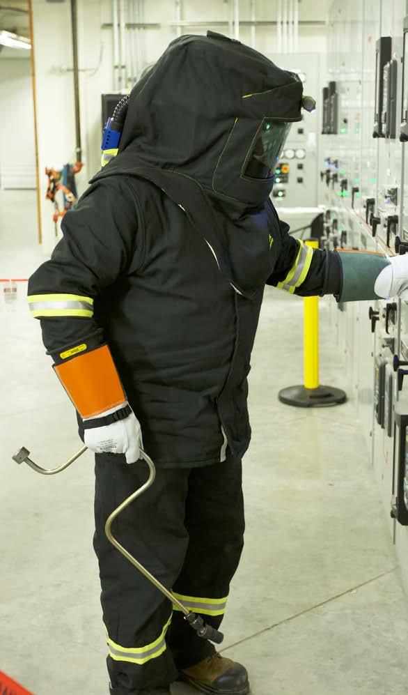 16 TCG25 Series Arc Flash Suit Features Nearly clear grey hood window provides 100% true color acuity and includes anti-fog and scratch resistant coatings.