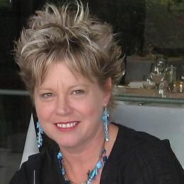 Speaker & Facilitator bios Dr Jen Cleary Chair, National RDA Chairs Reference Group and Chair, RDA Far North SA Jen is a geographer with research interests in rural, regional and remote development,