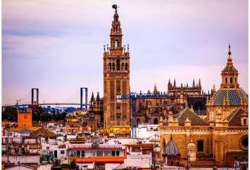 We will continue our tour by visiting the Orange Tree Courtyard and the Giralda Tower which is the symbol of Seville.