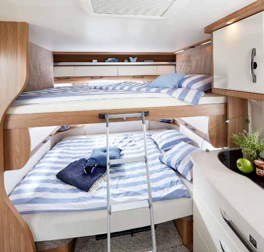 beds are available in the rear. Three further berths are located in the children s compartment.