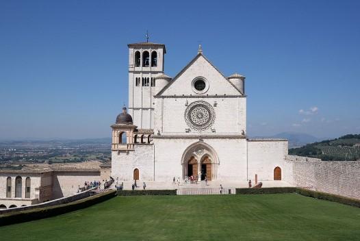 Tuesday, June 18th Rome to Assisi On arrival at the Rome Airport Rainer Froehlich, our Tour Director, will meet us with a comfortable Tourbus for the drive north into the Province of Umbria and to