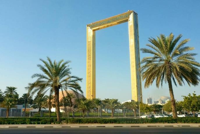Placed adjacent to Star Gate in Zabeel Park, this rectangular structure is made up of two