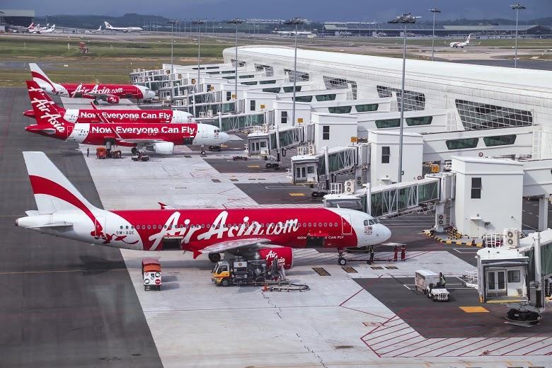 KLIA2 CHALLENGES (CONTINUED) The usage of aerobridges LCCs do not use aerobridges at their hub airports because of turnaround time issues Charges would have to be passed on to passengers Ongoing