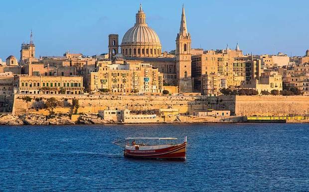Day 2 Valletta & Ftira Experience Following breakfast, your guide and taxi driver will accompany you to Valletta for