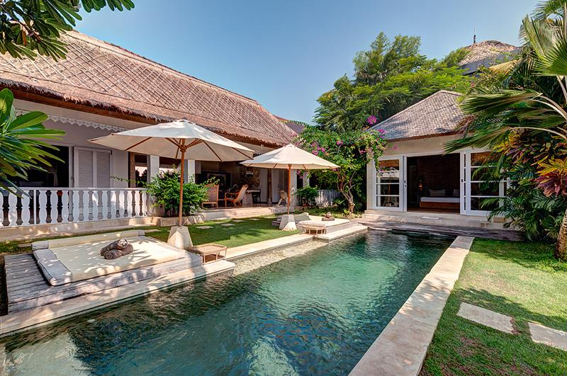 VILLA MASSILIA 2 OVERVIEW Villa Massilia II is designed to capture the feel of colonial era and filled with refined pieces of artworks from the remote jungles of Africa and the imperial dynasty of