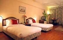 The hotel has 116 spacious, comfortable rooms and suites with all facilities.