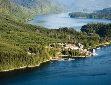 Whether you want action-packed adventure or an exquisite spa getaway, you'll find it at this spectacular Canadian resort.