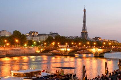 ITINERARY DAY 1: USA- PARIS Board your overnight transatlantic flight to Paris. Relax and enjoy dinner, movie, and breakfast on board.