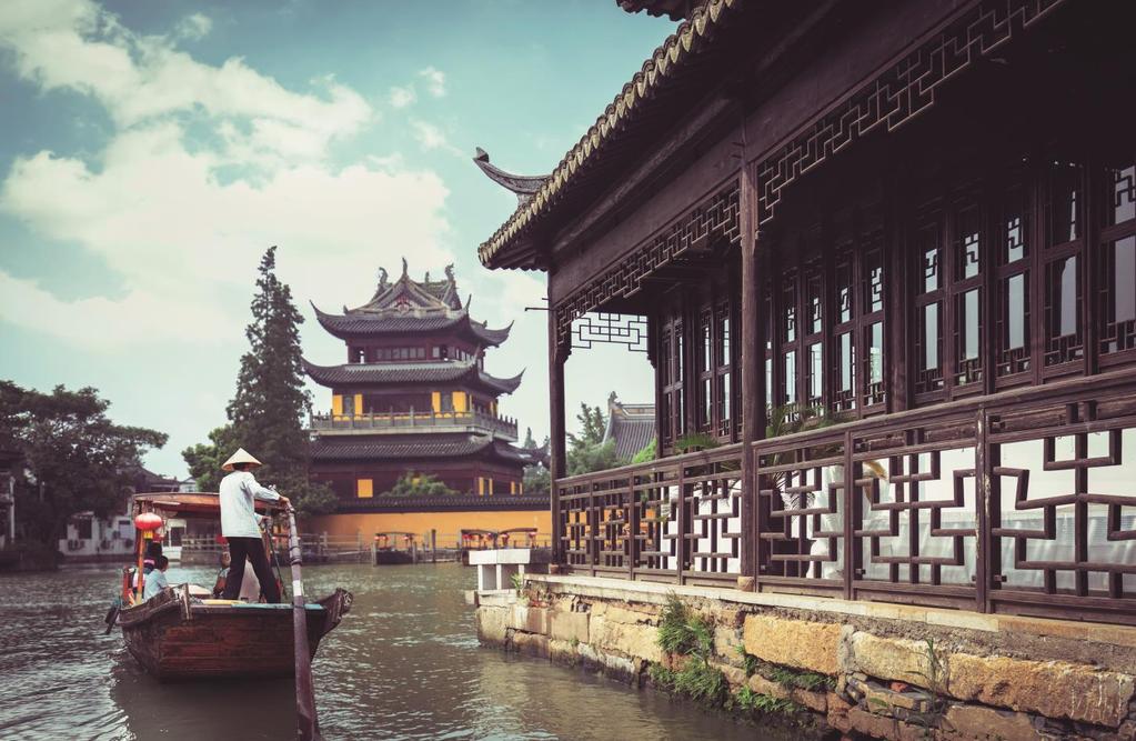 A China Experience Dossier Classic Tour 10 Days Comfortable Shanghai - Xian - Beijing The quintessential experience,