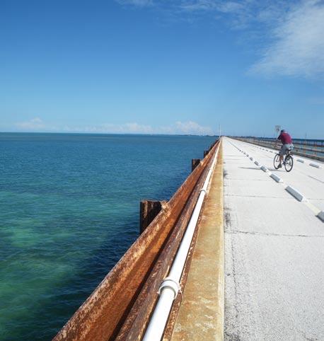 FKOHT The Florida Keys Overseas Heritage Trail (FKOHT) traverses 106 miles from Key Largo to Key West along the path of the overseas highway.