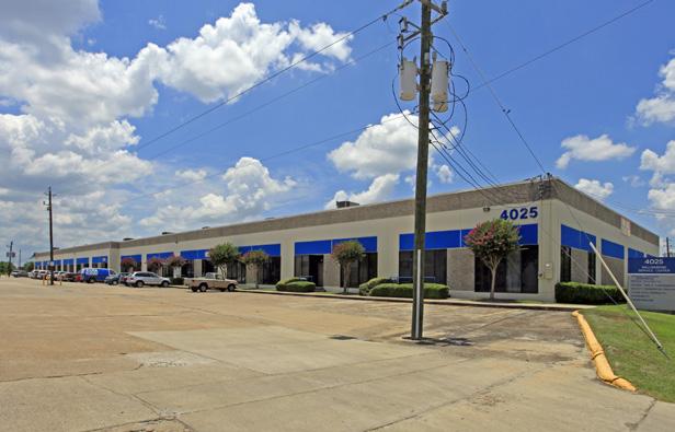 Willowbend Center 4025-4035 Willowbend Houston, TX 77025 Industrial