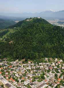 132 Northern Slovenia Kranj 133 P kranj The capital of the Slovenian Alps erched on a rocky promontory at the confluence of the Sava and Kokra rivers, the old town of Kranj has one of the most
