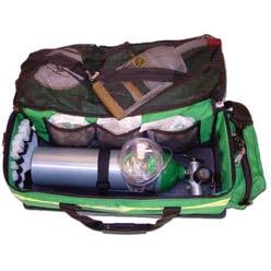 Oxygen Equipment TUFF BOTTOM"- OXYGEN BAG An easy to carry Oxygen Bag with plenty of storage for adjunct Airway Equipment End outside pocket has divided sleeve for extra items Inside there is ample