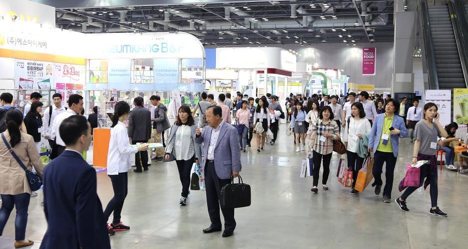 Areas of Interested to Visitors Visitors by Exhibition Hall (in %) FoodTech Pavilion Packaging Machinery & Component 31.6 Packaging Materials & Container 20.8 Packaging Design 15.