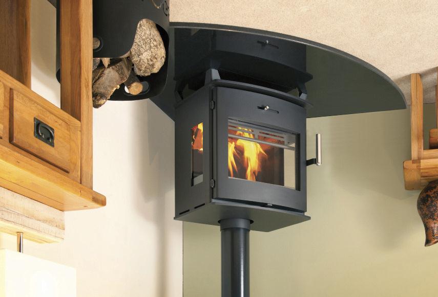 MULTIFUEL, FREESTANDING STOVES BOURNE 40FS PANORAMA 3-6kW BOURNE 50FS PANORAMA 4-7kW BOURNE 60FS PANORAMA 4-9kW Enjoy your fire from any angle with the large panoramic front and