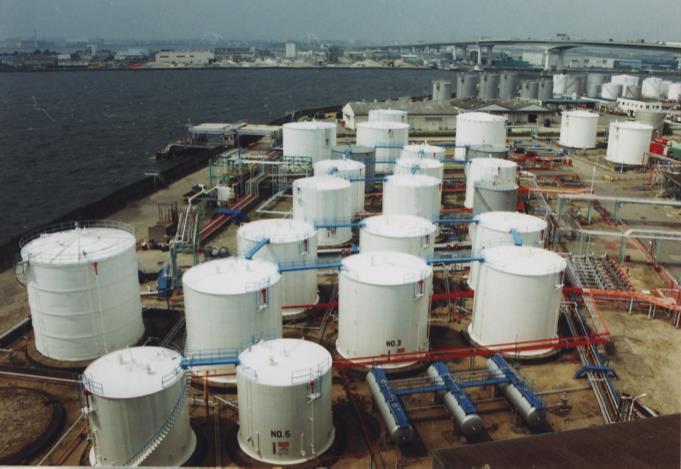 Prevent s surface Corrosion, reduce Evaporation and Flare SuperTherm for Storage Tanks Mitsubishi Related Tank Terminal Daiko Shakai Co.