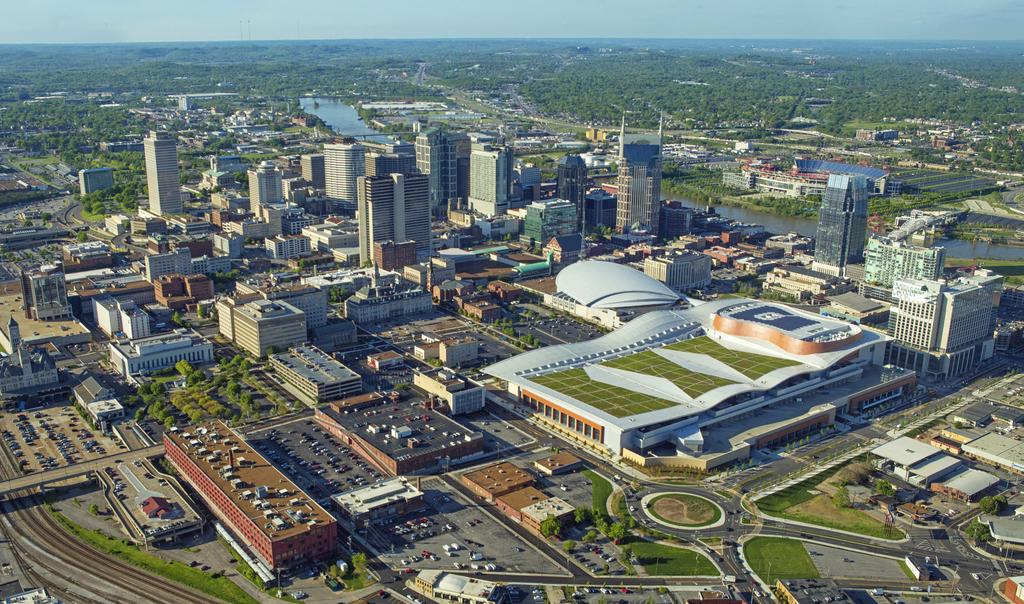 Nashville s vibrant and growing economy sets it apart from many other metropolitan areas and has exhibited a nearly decade-long trend of significant economic gains, making it the envy of other