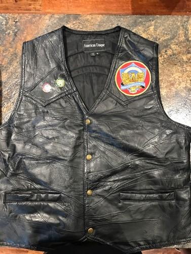00 Women s Real Soft Leather XL Excellent Condition $25 Contact Michelle or Gord artlett@shaw.ca Great NW Region J Rocker $ 15.00 BC-D 4" Patch - Blue $ 7.