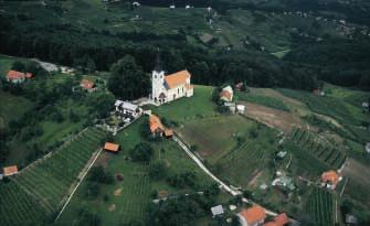 Dolenjska South-east European influence Dolenjska region is situated in the southeastern part of Slovenia in a transitional area between forested Dinaric Mountains and gently undulating hills on the