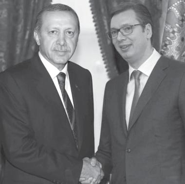 rajon&bote SERBI-TURQI NËNSHKRUAJNË 12 MARRËVESHJE BASHKËPUNIMI Presidenti i Turqisë, Reçep Tajip Erdogan, homologu i tij serb, Aleksandar Vuçiç dhe ministrat e tyre kanë nënshkruar dje në Beograd 12