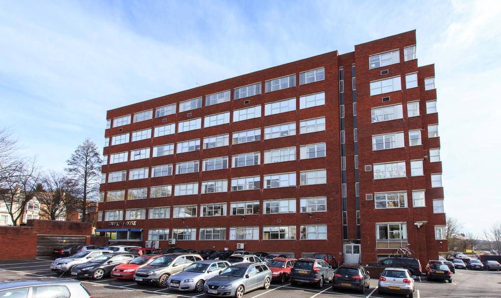 LONG INCOME OFFICE INVESTMENT LET TO ENERGISER GROUP PLC FOR A