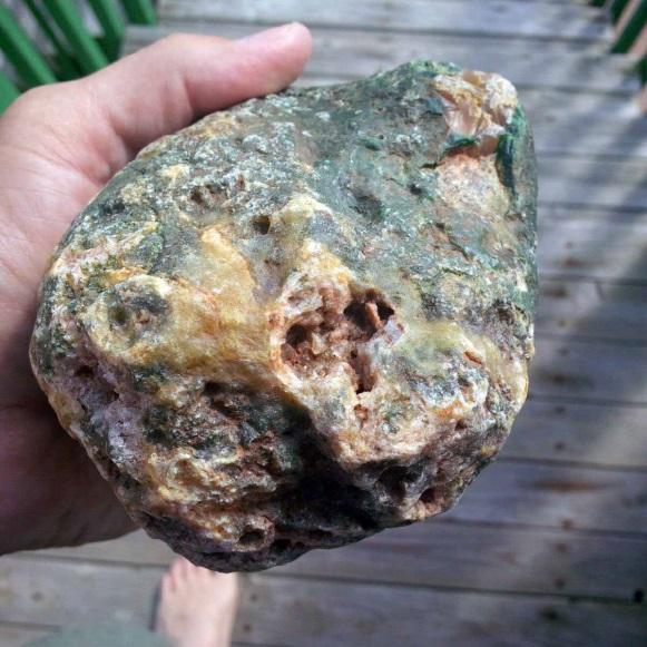 Monthly Meeting Mineral collecting in Myanmar Monday, February 20, 2017, at 7:30pm - 9:30pm The speaker at out next meeting will be fellow member John Montgomery who will talk about his mineral
